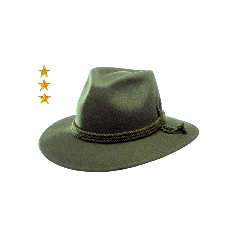 KLOBUK PAJK SLOVENEC III